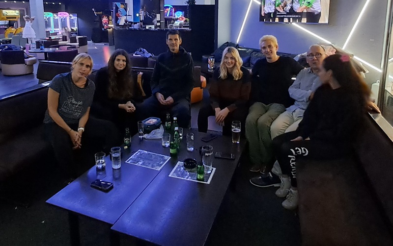 Memento Vitae team bowling